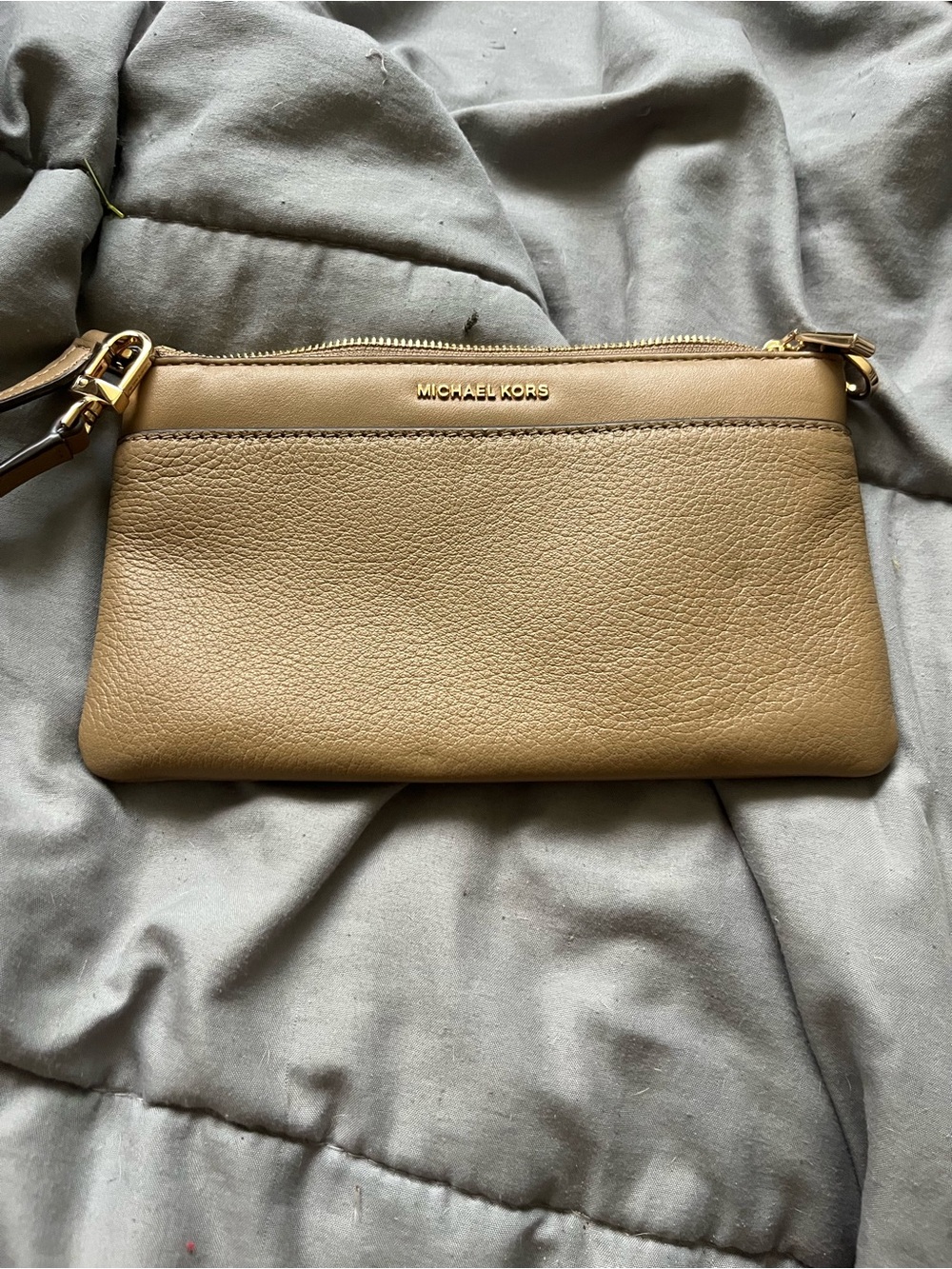 Michael Kors Beige/Tan Pebbled Leather Wristlet with Gold Hardware